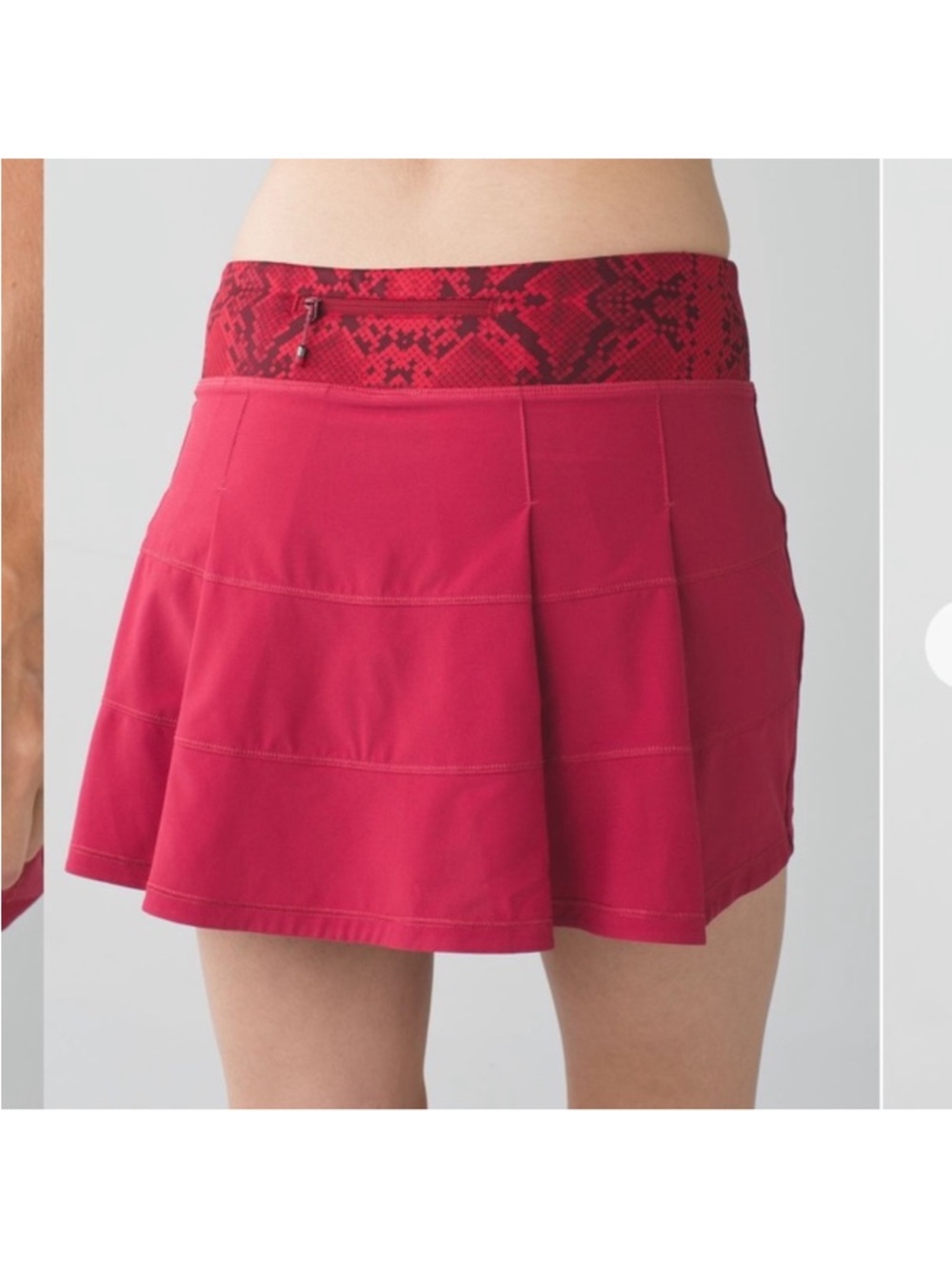 VTG Lululemon Pace Rival skirt sz 8 Tall Mini Ziggy Snake Red Tide Cranberry